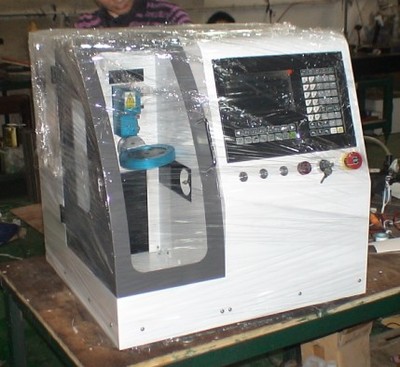 深圳思科諾1010小型數(shù)控義齒雕刻機(jī) 精密技術(shù)與醫(yī)療美學(xué)的融合
